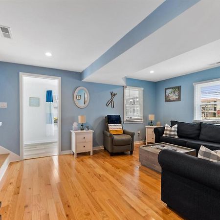 Newly Renovated 4 Bedroom Home Only 2 Blocks From The Beach! Wildwood Esterno foto