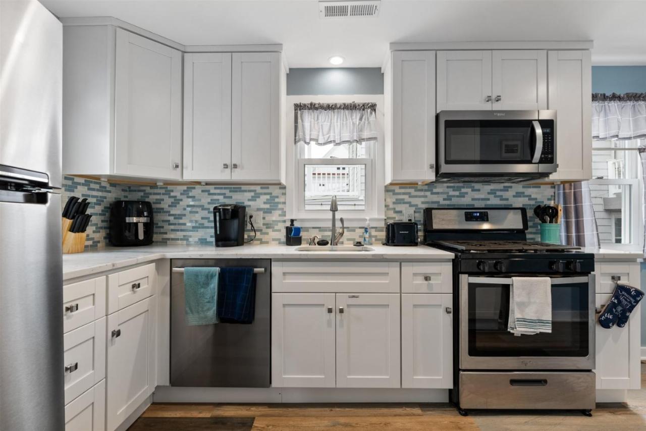 Newly Renovated 4 Bedroom Home Only 2 Blocks From The Beach! Wildwood Esterno foto