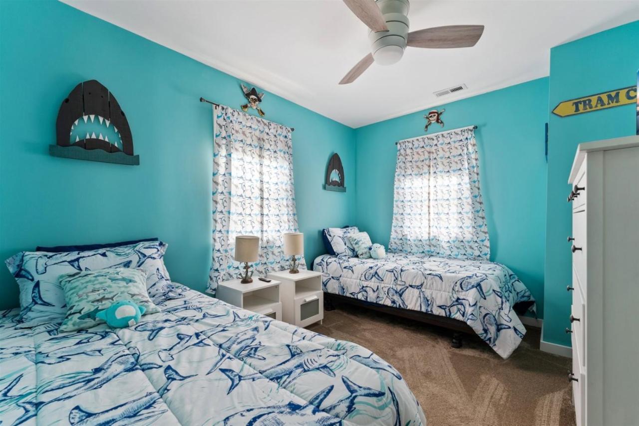 Newly Renovated 4 Bedroom Home Only 2 Blocks From The Beach! Wildwood Esterno foto
