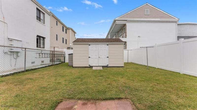 Newly Renovated 4 Bedroom Home Only 2 Blocks From The Beach! Wildwood Esterno foto